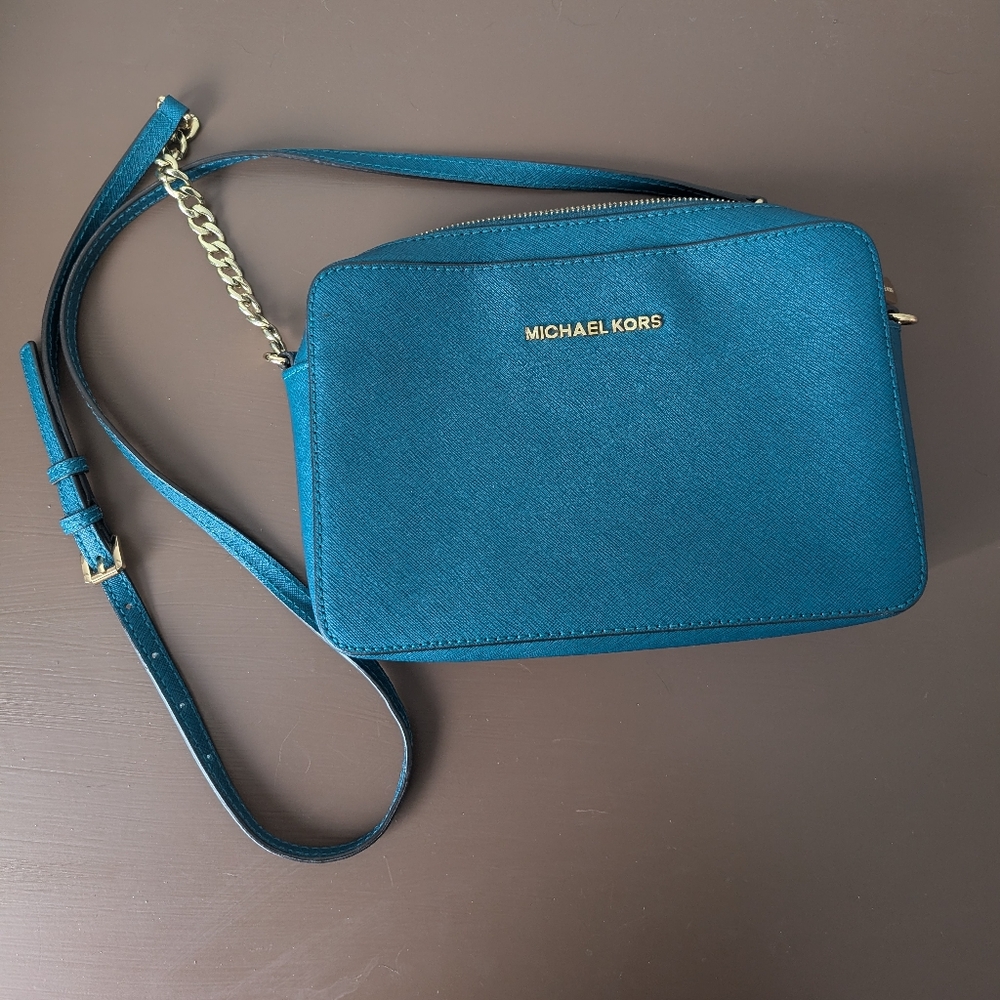 Michael Kors Jet Set Large Saffiano Leather Crossbody Bag